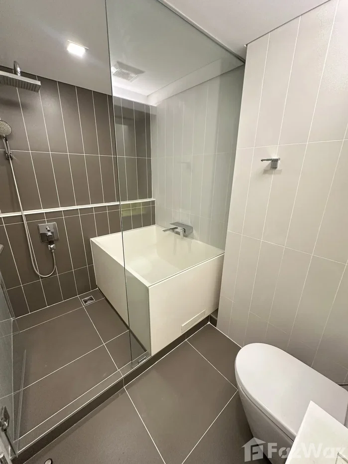 รูป Duplex 2BR with River View | 300m to BTS On Nut 6681955 - รูปที่ 14/15