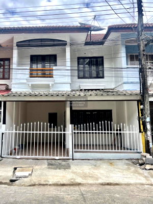 Townhouses for sale Pathumthani : For Sale Townhouse/Townhome  , Baan Pornthisan 5 , Lam Phak Kut , Thanyaburi , Pathum Thani , CX-132556 ✅ Live chat with us ADD LINE @connexproperty ✅