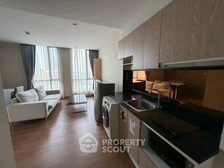 picture 1-BR Condo For Sale At Up Ekamai Near ARL Ramkhamhaeng (ID 3198545) - 5/5