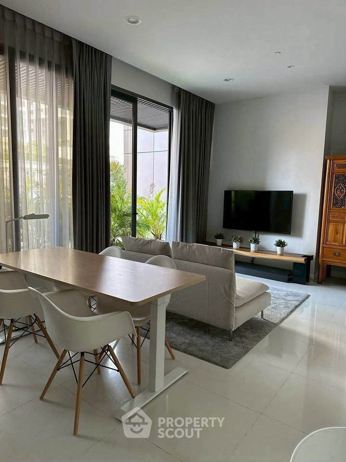 รูป ใกล้ BTS พร้อมพงษ์ เพียง 100 ม. | 2 ห้องนอน Vittorio Sukhumvit 39 (ID 3201337) - รูปที่ 4/10