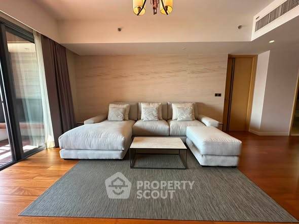 picture Spacious 1-BR 159 Sqm At The Pano Rama 3 For Sale (ID 3198591) - 2/8