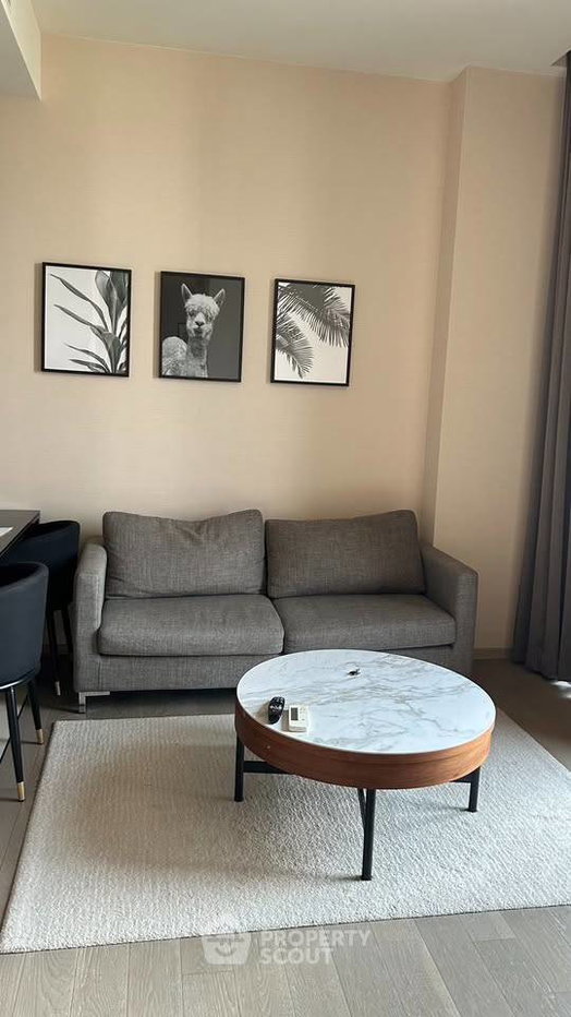 picture 48 Sqm 1-BR At The Esse Asoke Near MRT Sukhumvit (ID 3133260) - 1/12
