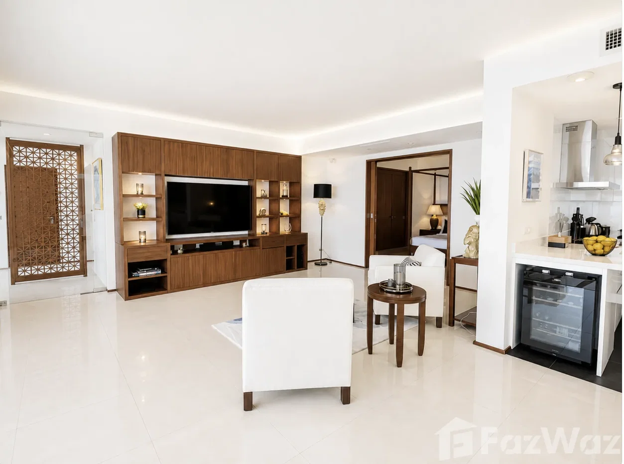 picture Renovated 2 Bedroom Full Sea View Foreign Freehold Condo 6660147 - 4/13