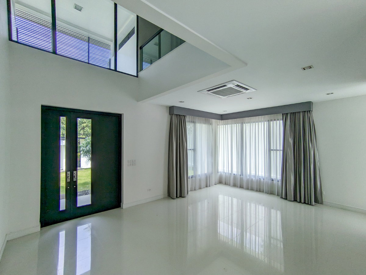 picture (LH) Ladawan Rattanathibet, 200.3 sq. wah, 4 Bed, 4 Bath, 1 Maid, next to MRT Bang R - 25/26