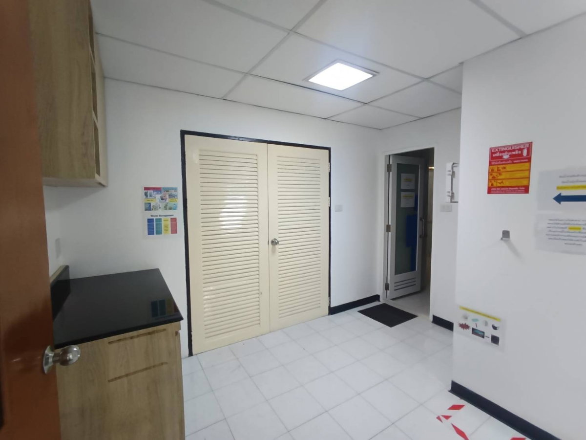 picture #HHR62 Office space for rent, 518 sq.m. | Phrom Phong - 11/13