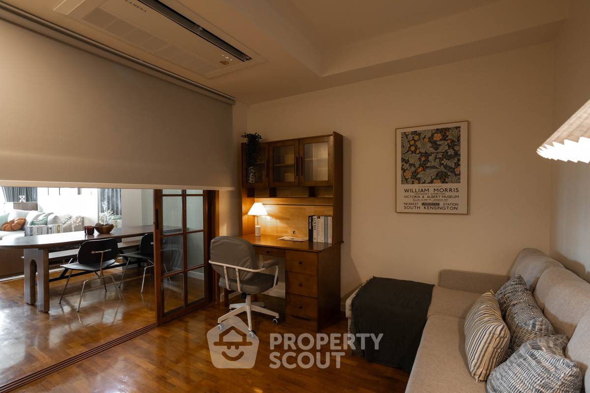 picture 15th-Floor 2-BR Condo At Baan Nonsi, Thanon Chan (ID 2198492) - 12/21