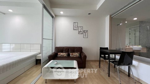 1-BR 45 Sqm Condo At The Rajdamri, 100m to BTS Ratchadamri (ID 878604)