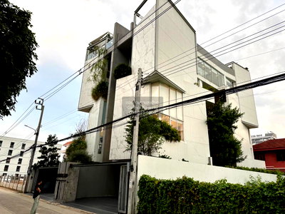 Home office for sale : For Sale Homeoffice , D8 Ekkamai - Ramintra , MRT-Ladprao 83 , Phlapphla , Wang Thong Lang , Bangkok , CX-129496 ✅ Live chat with us ADD LINE @connexproperty ✅