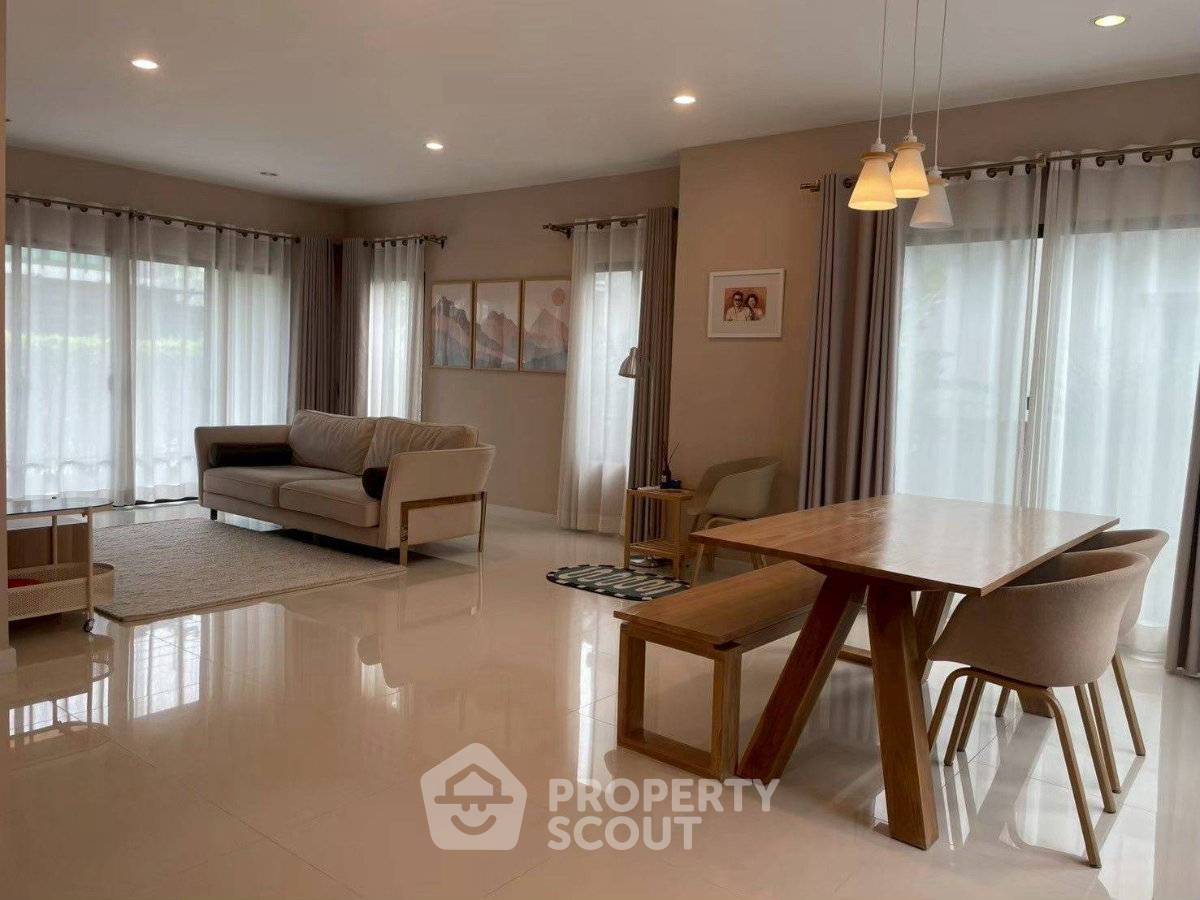 picture Spacious 3-BR 179 Sqm House At Passorn Bangna - Wongwaen (ID 3199519) - 2/8