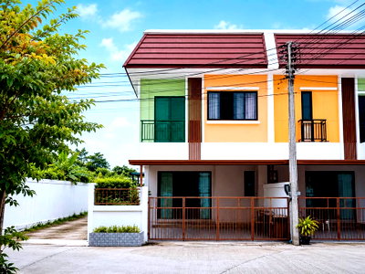 ทาวน์โฮม ชลบุรี : 🏝️ขาย ทาวน์โฮมหลังมุม 2 ชั้น โครงการ The Delight Cozy ซอยเนินพลับหวาน พัทยากลาง ทำเลดีเดินทางสะดวก ✨พร้อมเข้าอยู่ (โควต้าไทย)