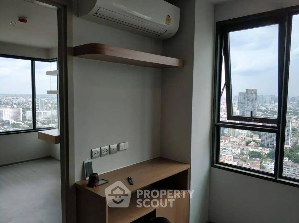 picture 44th-Floor 2-BR Life Ladprao, 100m To BTS Ha Yaek Lat Phrao (ID 2125667) - 5/7