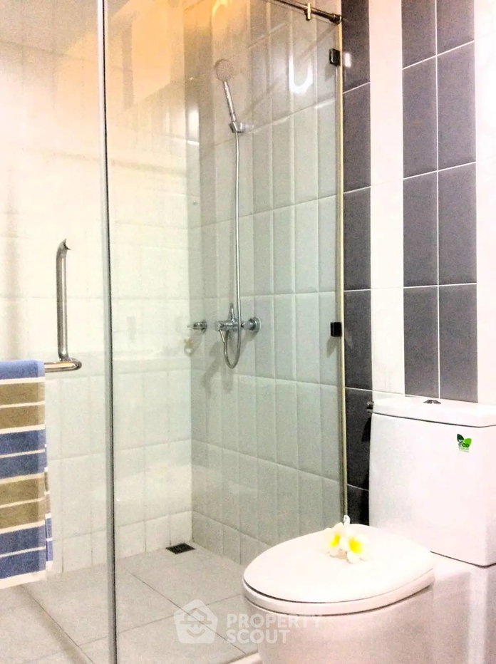 picture 1-BR 68 Sqm Attractively Priced Condo, Circle Condominium Near MRT Phetchaburi (ID 2977758) - 11/11
