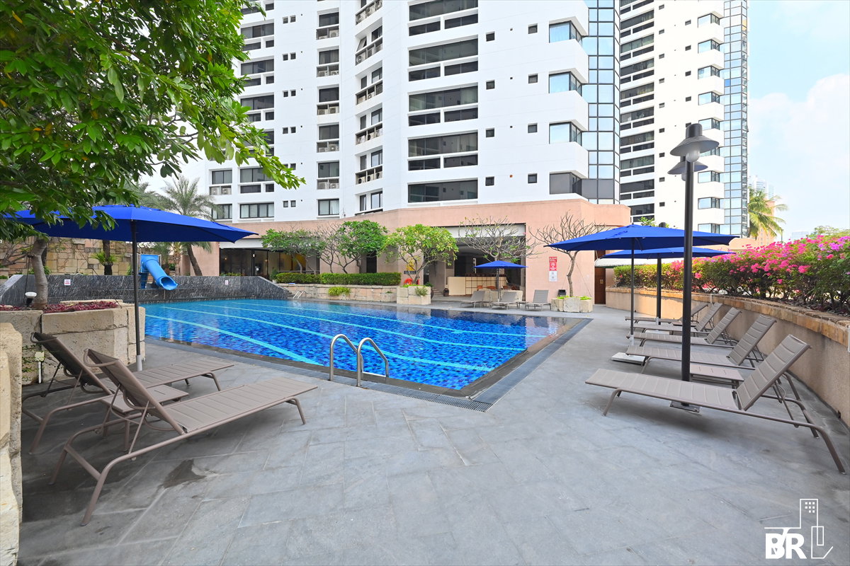 picture ⚡ Spacious 223 Sq.m. Unit at President Park Sukhumvit 24 Prime Sukhumvit Location Near BTS Phrom Phong - 6/6