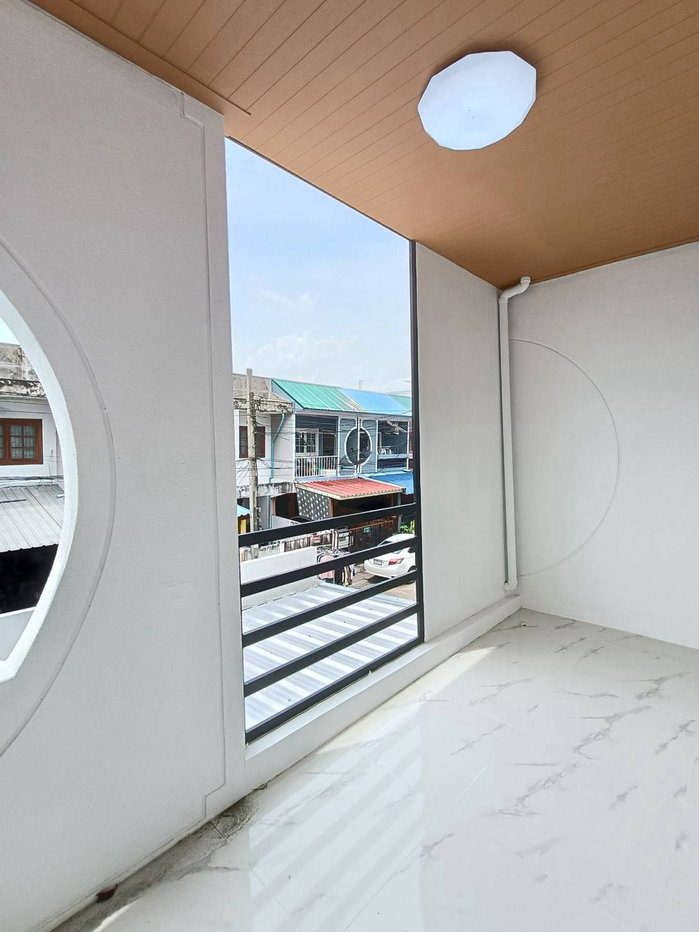 รูป หมู่บ้านจิรธร ซอยรามคำแหง 152 ทาวน์เฮ้าส์ รีโนเวทใหม่ พร้อมอยู่ แขวงราษฎร์พัฒนา สะพานสูง ทำเลดี ราคาถูก - รูปที่ 18/27