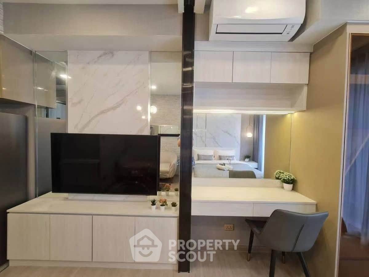 picture 35th-Floor 1-BR At One 9 Five Asoke - Rama 9, 300m To MRT Phra Ram 9 (ID 3200556) - 2/6