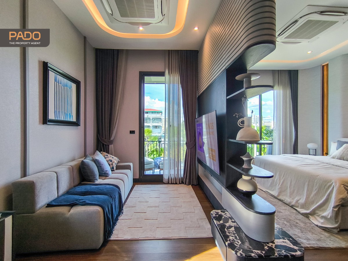picture (SC Asset) Sale : Show Unit, Bangkok Boulevard Ngam Wong Wan, Solis (M) Type, MRT Bang Krasor. - 12/21