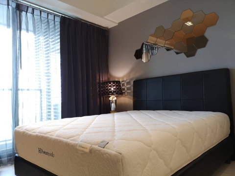 🏷️ P-9927 | The Lofts Ekkamai : เดอะ ล็อฟท์ เอกมัย คอนโดหรูสไตล์ลอฟท์! ใกล้ BTS เอกมัย 22,000 บ. | Line ID: @easycondoplus | 099-229-6397