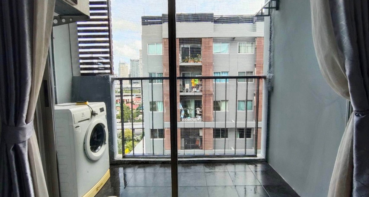 picture A Space Asoke - Ratchada - 8/12