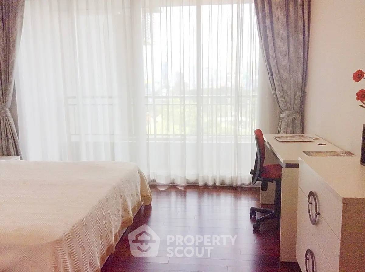picture 1-BR 68 Sqm Attractively Priced Condo, Circle Condominium Near MRT Phetchaburi (ID 2977758) - 5/11