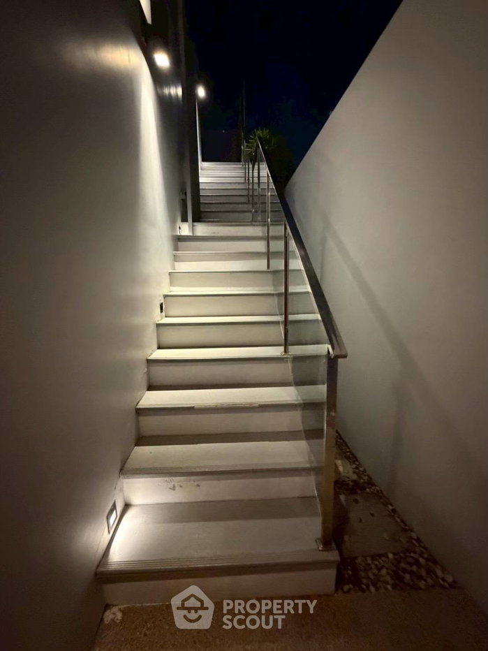 รูป วิลล่า 5 ห้องนอน ขนาด 1200 ตารางเมตร View Point Pool Villa Pattaya พัทยา (ID 3198408) - รูปที่ 25/28