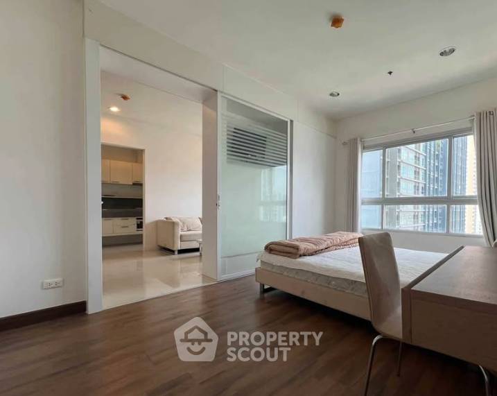 รูป ใกล้ BTS กรุงธนบุรี 100 ม. | 1 ห้องนอน Q House Sathon (ID 3142811) - รูปที่ 3/8