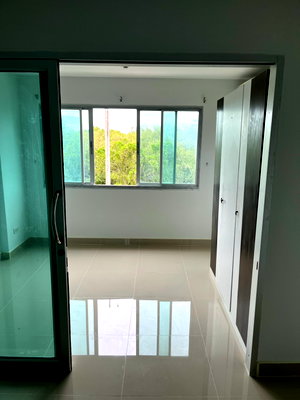 Condos for sale : Condo for Sale: The Rise B2 (Behind Central Chonburi), Building 2, 3rd Floor (For Sale by Owner)