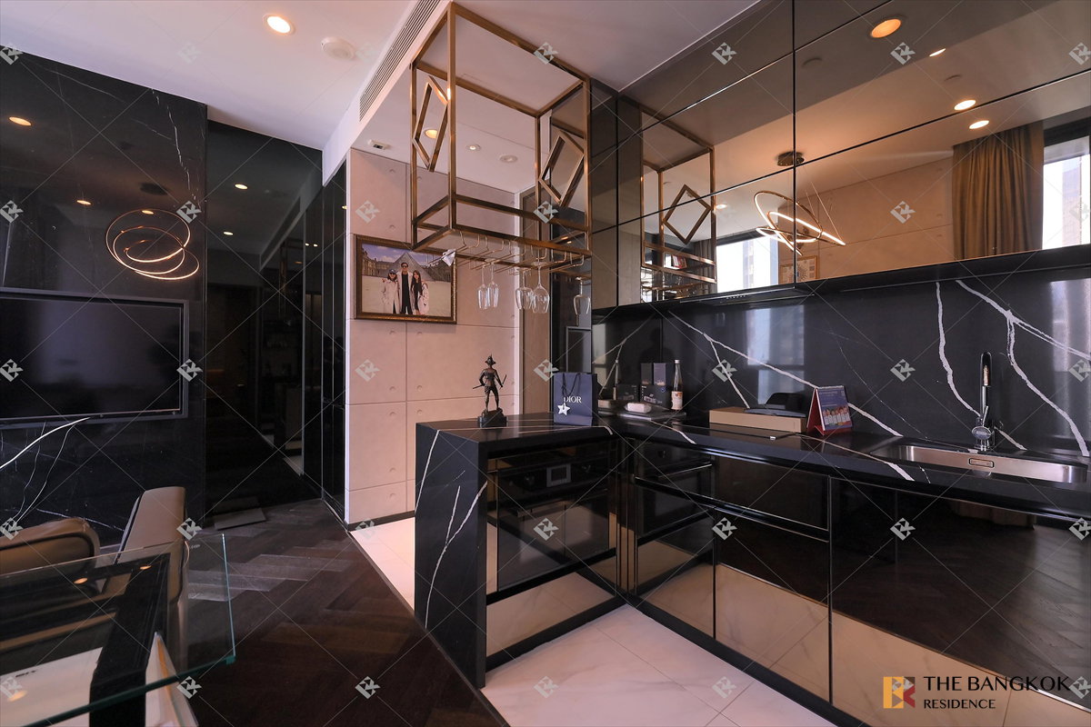 picture The Esse Sukhumvit 36 🌃Luxury Unit with Dark Modern Interior , near Bts ThongLo - 3/12