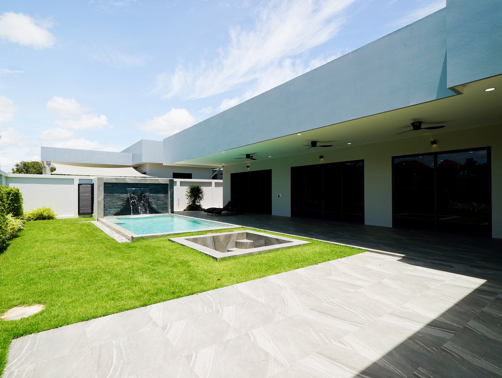 Modern Pool Villa for Rent Thung Klom Tan Man Pattaya
