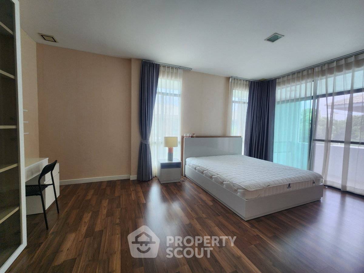 รูป บ้านเช่า 4 ห้องนอน ขนาด 230 ตร.ม. Mantana Onnut - Wongwaen 4 ย่านประเวศ (ID 3189928) - รูปที่ 3/16