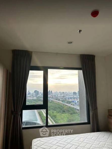 picture 32nd-Floor 1-BR At Life Asoke, 300m To ARL Makkasan (ID 2733718) - 1/10