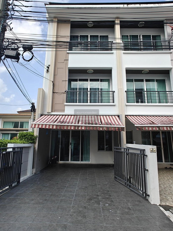 รูป ขายทาวน์เฮ้าส์/ทาวน์โฮม บ้านกลางเมือง ลาดพร้าว 71 ลาดพร้าว เขต ลาดพร้าว กรุงเทพ CX-127950 ✅ ทักไลน์ @connexproperty ตอบทันที ทีมงานมืออาชีพ ✅ - รูปที่ 1/9