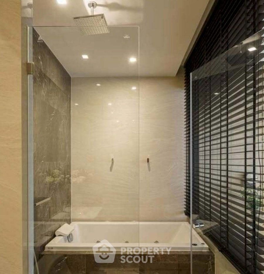 picture 21st-Floor 2-BR Ashton Silom, 300m To BTS Chong Nonsi (ID 3204361) - 8/10