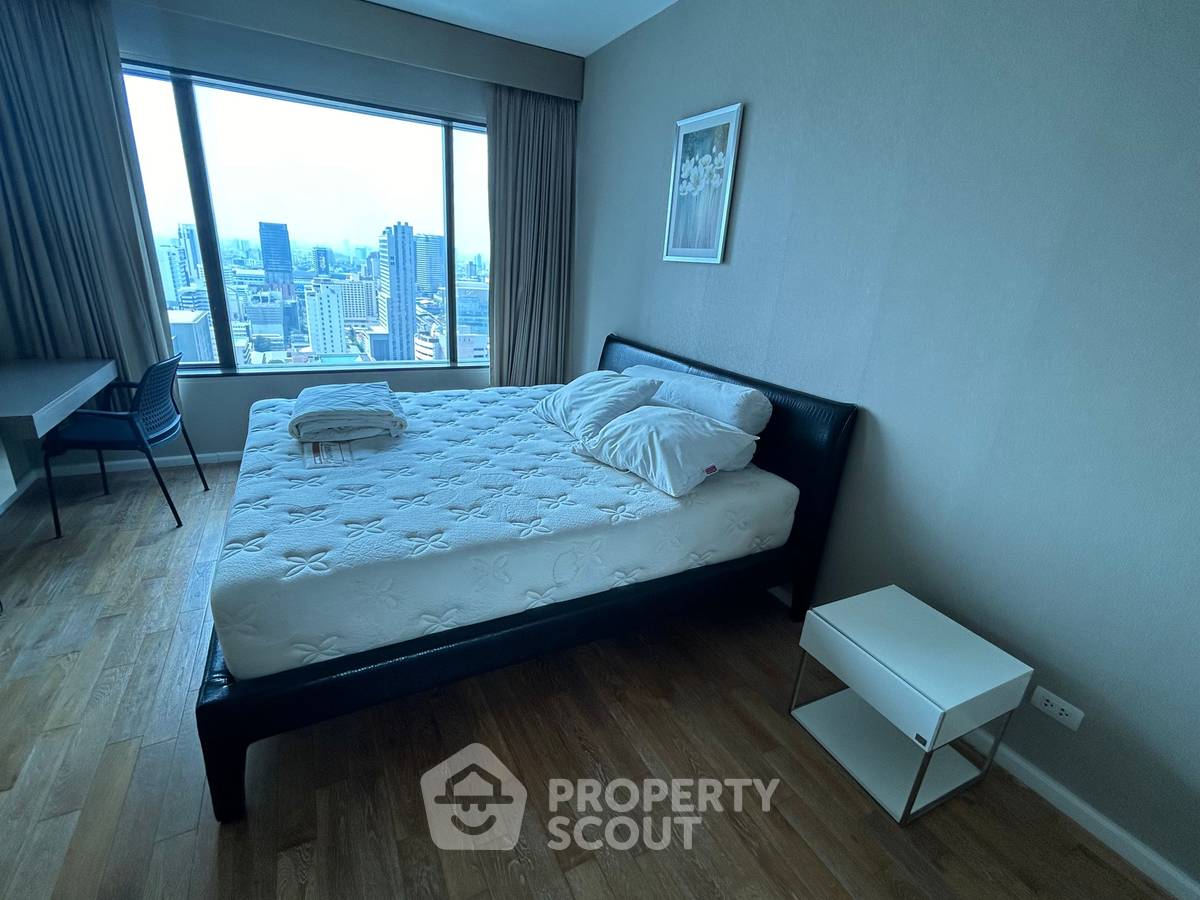 picture 200m From BTS Chit Lom | 1-BR At The Royal Maneeya Condominium (ID 2286910) - 14/16