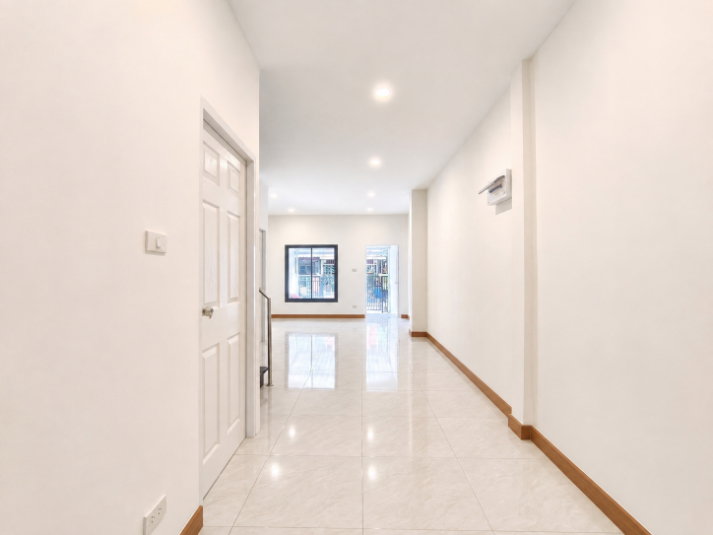 รูป หมู่บ้านเบญจศิริ เพรชเกษม91 รีโนเวทใหม่ทั้งหลัง เพียง 1.99 ล้าน ผ่อนเริ่มต้น 8,500 บาท - รูปที่ 5/23