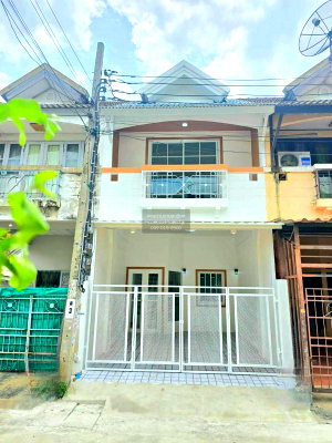 Townhouses for sale Nonthaburi : For Sale Townhouse/Townhome  , Buathong Thani Park , newly renovated , Bang Bua Thong , Bang Bua Thong , Nonthaburi , CX-128734 ✅ Live chat with us ADD LINE @connexproperty ✅