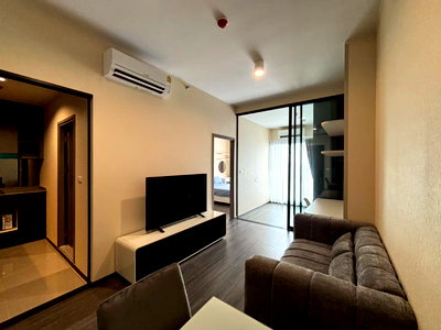 ขายคอนโด : Own a beautifully furnished 1 Bedroom Plus at Ideo Sukhumvit–Rama 4 — with a tenant already in place and a very attractive selling price.
