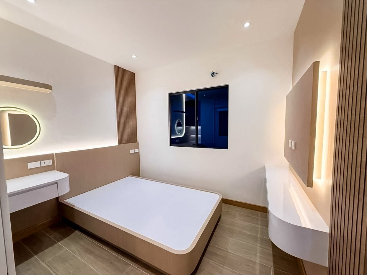 picture 3 Bedroom Modern Contemporary House for Sale Laem Chabang - 9/21