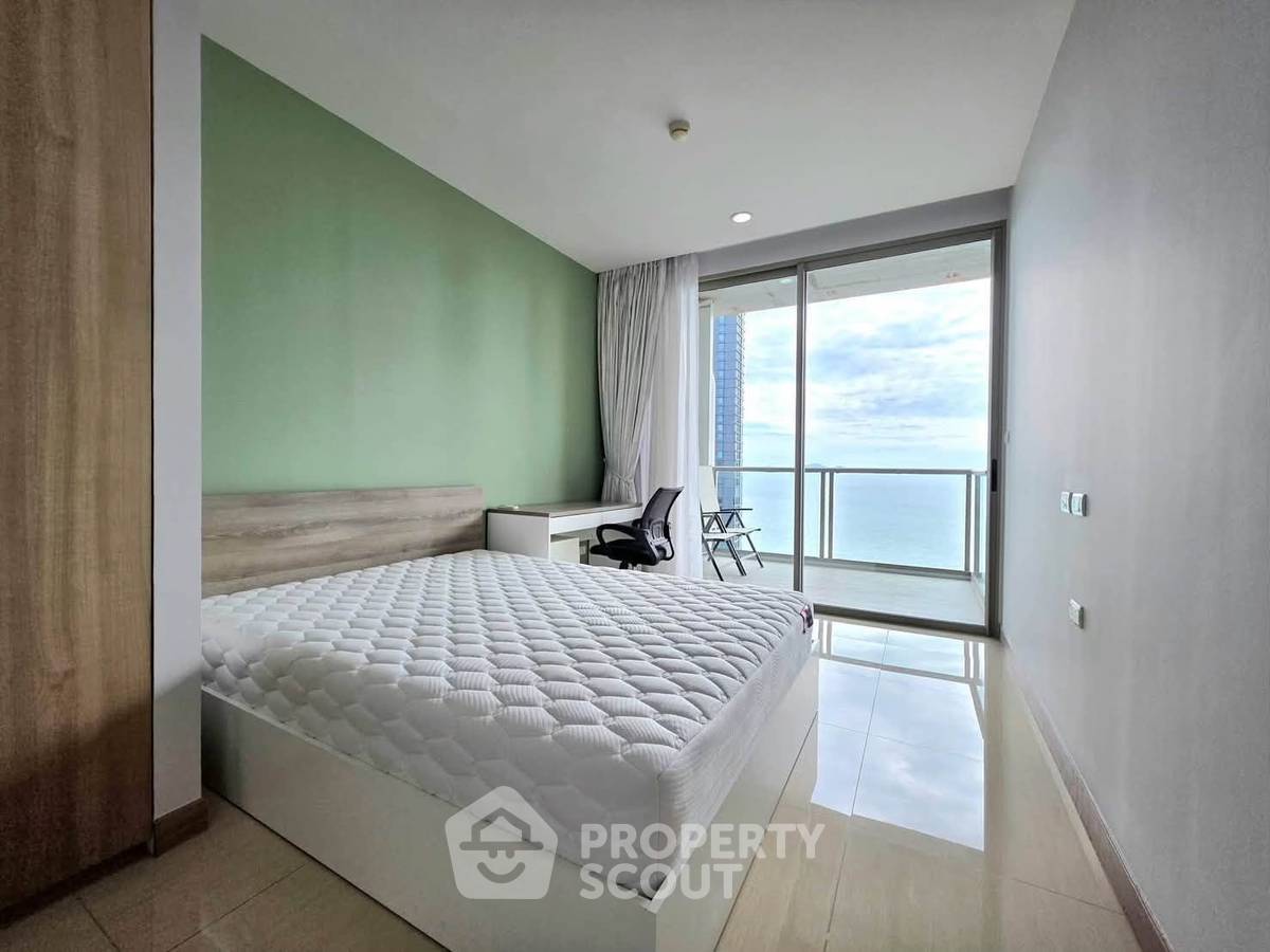 picture 22nd-Floor 3-BR Condo For Rent At The Riviera Wongamat (ID 3204460) - 15/15