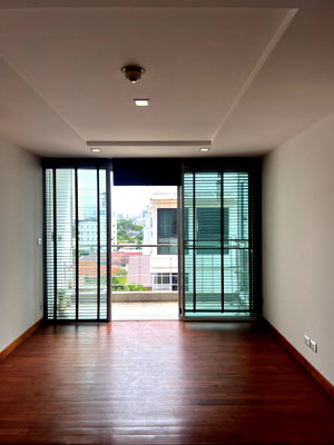 Condos for rent : Are you seeking a spacious room 2 beds 2 bath in Ari? 