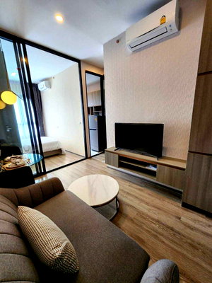 Condos for rent : Studio with partition Super High Fl.45+ Good Location  BTS On Nut 650 m. at KnightsBridge Prime Onnut Condo / For Rent