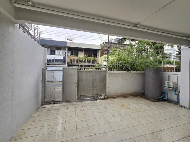 รูป ให้เช่า ทาวน์เฮาส์2ชั้น 28 ตรว. อยู่ถนนสุขุมวิท89 6นาทีถึงBTSสถานีบางจาก - รูปที่ 3/8