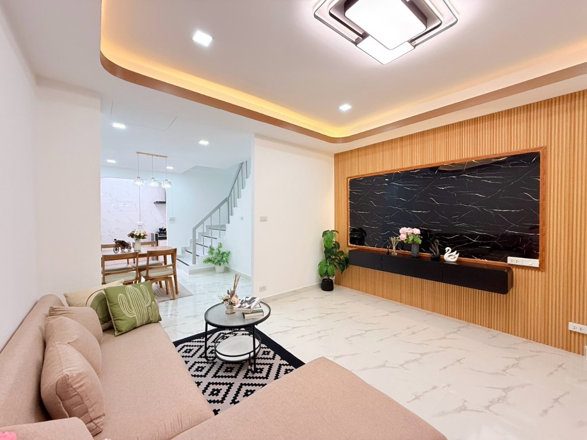 รูป หมู่บ้านจิรธร ซอยรามคำแหง 152 ทาวน์เฮ้าส์ รีโนเวทใหม่ พร้อมอยู่ แขวงราษฎร์พัฒนา สะพานสูง ทำเลดี ราคาถูก - รูปที่ 10/27