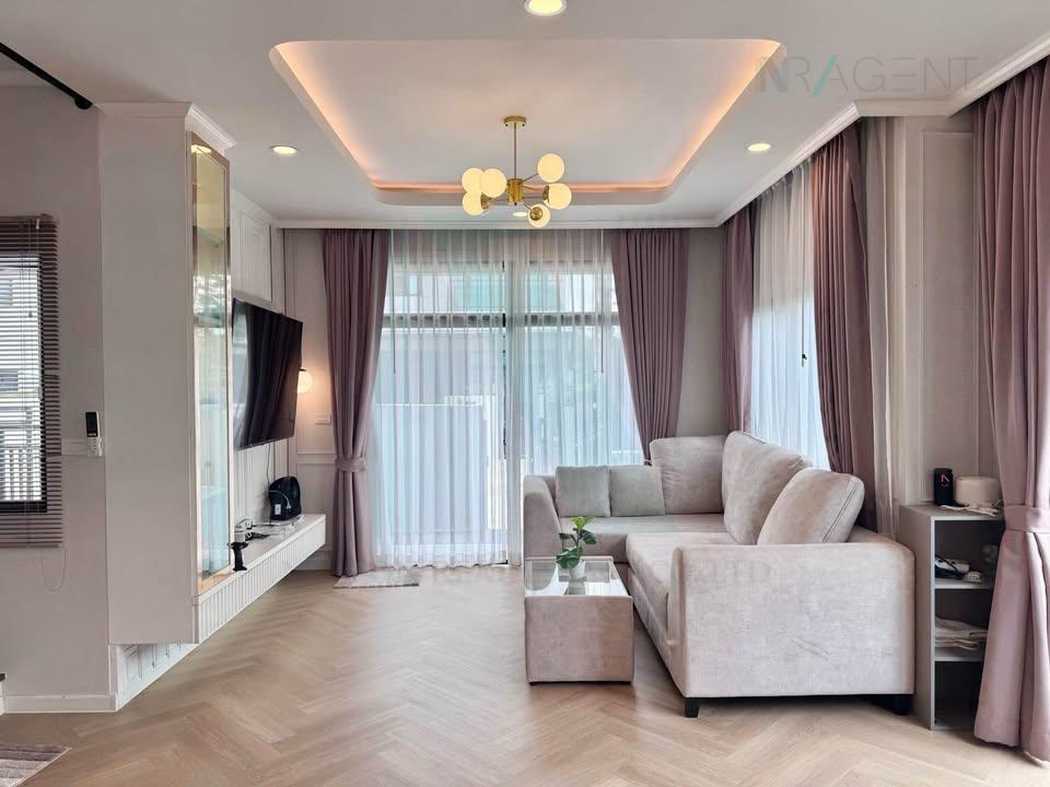 รูป 📌 ขายบ้านเดี่ยว โครงการ แกรนด์ บริทาเนีย วงแหวน-รามอินทรา 2 ชั้น 4 ห้องนอน 3 ห้องน้ำ - รูปที่ 2/8