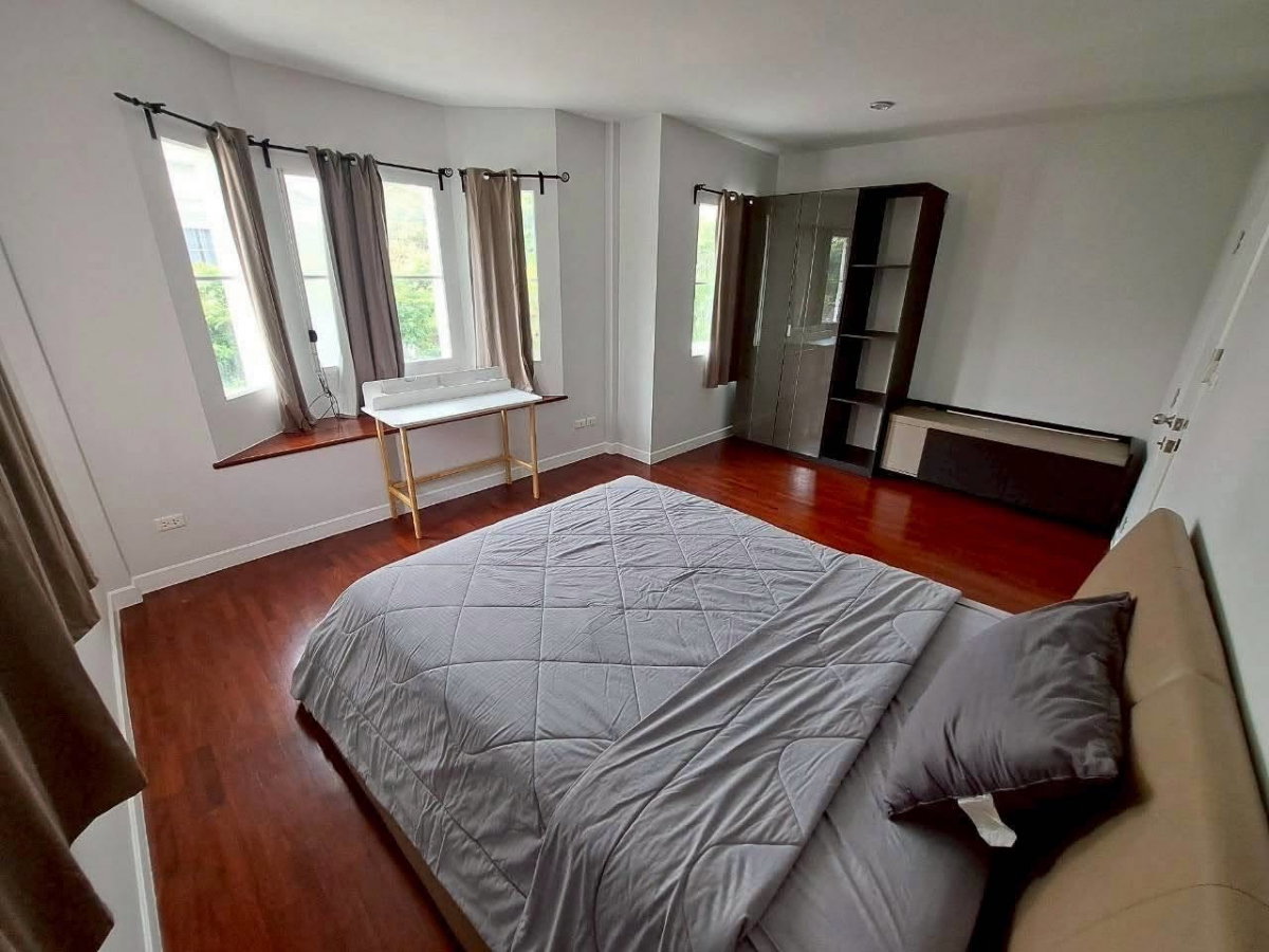 รูป ให้เช่า บ้านเดี่ยว มัณฑนา 1 อ่อนนุช–วงแหวน สุขาภิบาล 2 | 79 ตร.ว. | 4 ห้องนอน | พร้อมเฟอร์นิเจอร์ | ใกล้สุวรรณภูมิ - รูปที่ 12/15