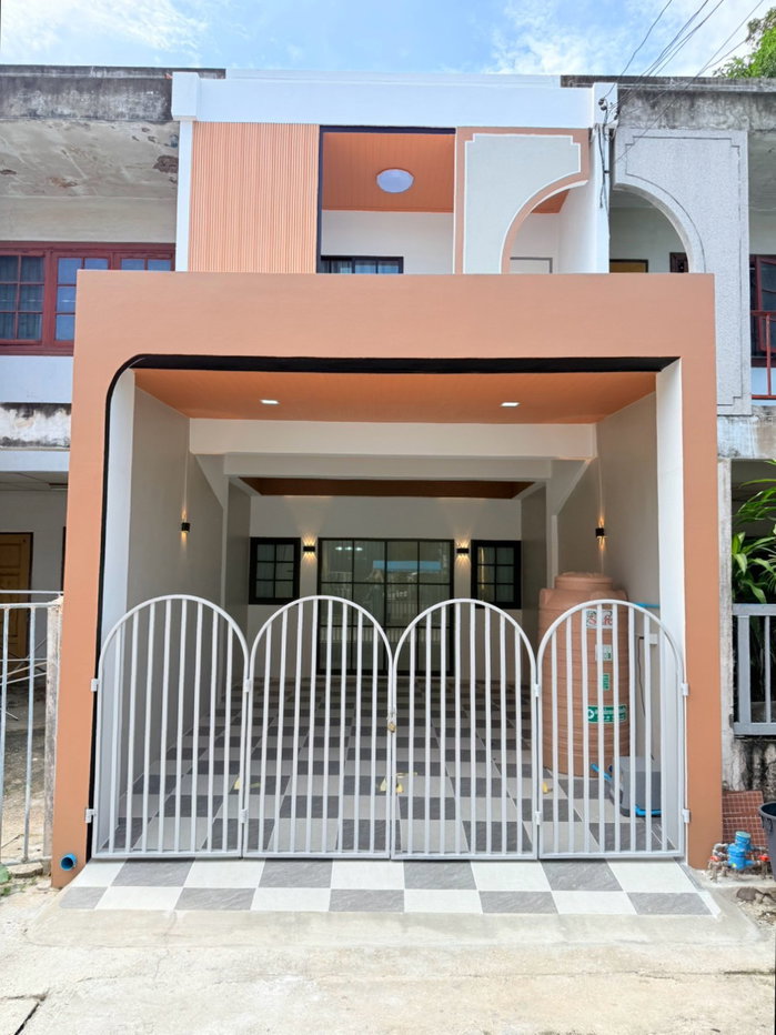 รูป หมู่บ้านจิรธร ซอยรามคำแหง 152 ทาวน์เฮ้าส์ รีโนเวทใหม่ พร้อมอยู่ แขวงราษฎร์พัฒนา สะพานสูง ทำเลดี ราคาถูก - รูปที่ 2/27