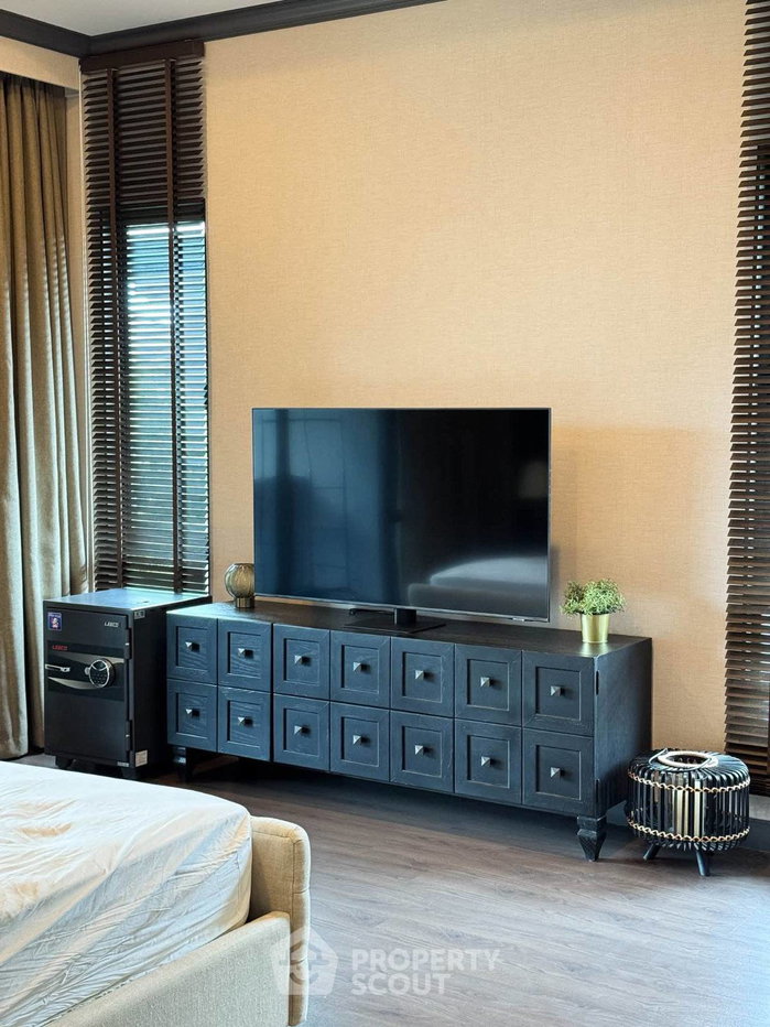 picture Spacious 4-BR 273 Sqm House At Setthasiri-Krungthep Kreetha 2 (ID 3199509) - 8/11