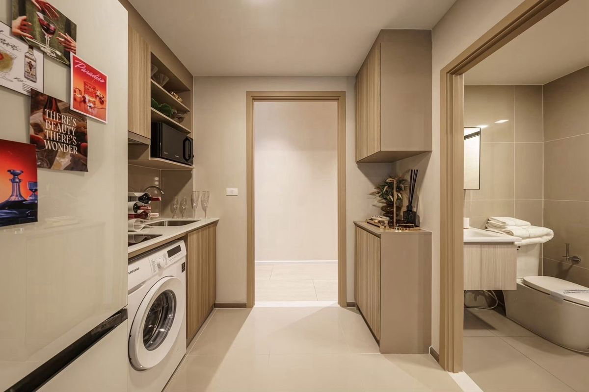 รูป 🏡ขายดาวน์ 55,000บ ขายขาดทุน🔥 (ดาวน์หักออกจากราคาห้อง/ค่าเปลี่ยนสัญญาจข.ออกให้) ชั้น 7 **ทิศใต้**  คอนโด The Base Ratchada 19 (ตึกเลี้ยงสัตว์🐶😻)  - รูปที่ 8/14