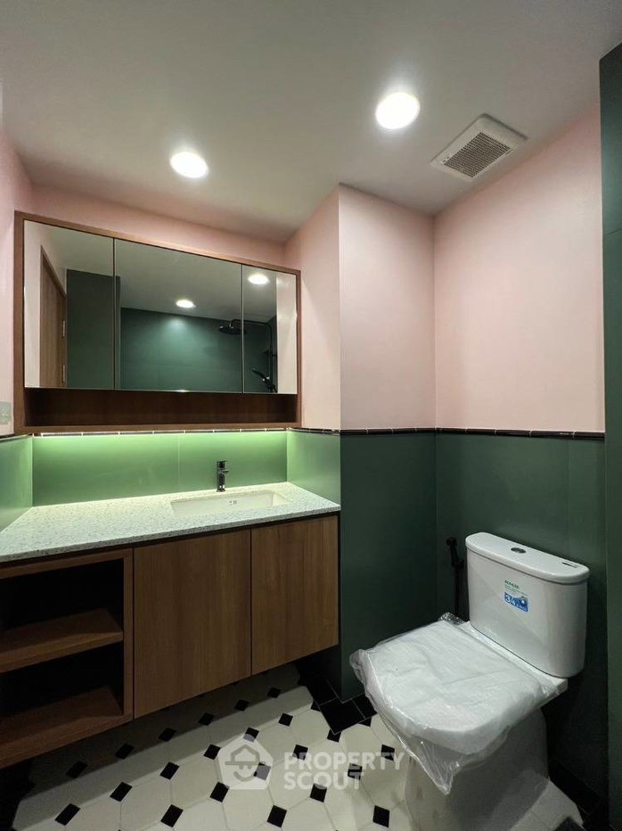 รูป คอนโดหนึ่งห้องนอน Juldis River Mansion Condominium ย่านบางลำพู (ID 1943006) - รูปที่ 12/13