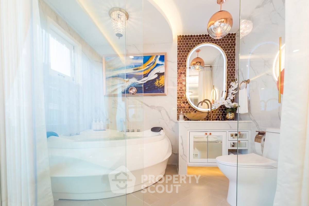 picture 4-BR 260 Sqm Townhouse At Villa CDC (Lat Phrao) (ID 3201465) - 20/23