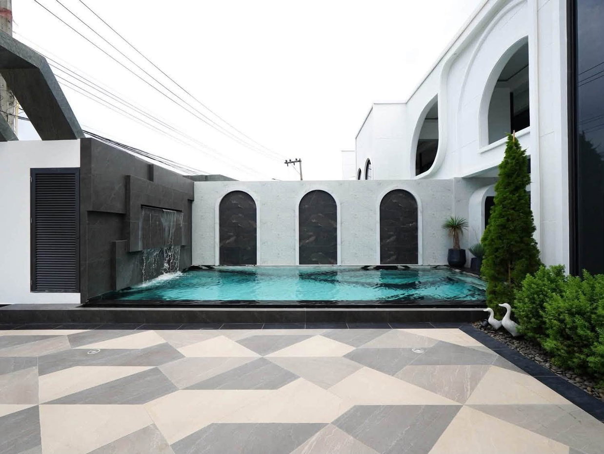 รูป Luxury 3 Pool Villas Project for Rent in East Pattaya - รูปที่ 3/32